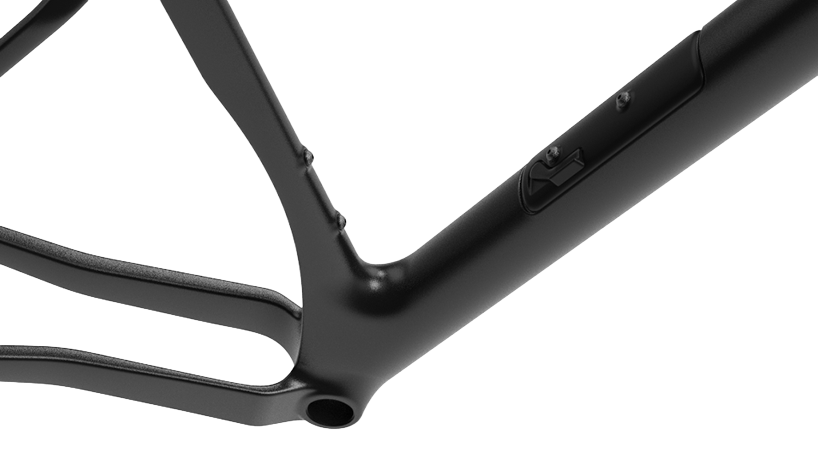 Seatpost with frame clamp in detail